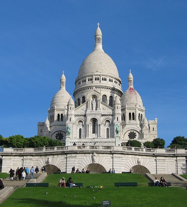 Neighborhood Discovery